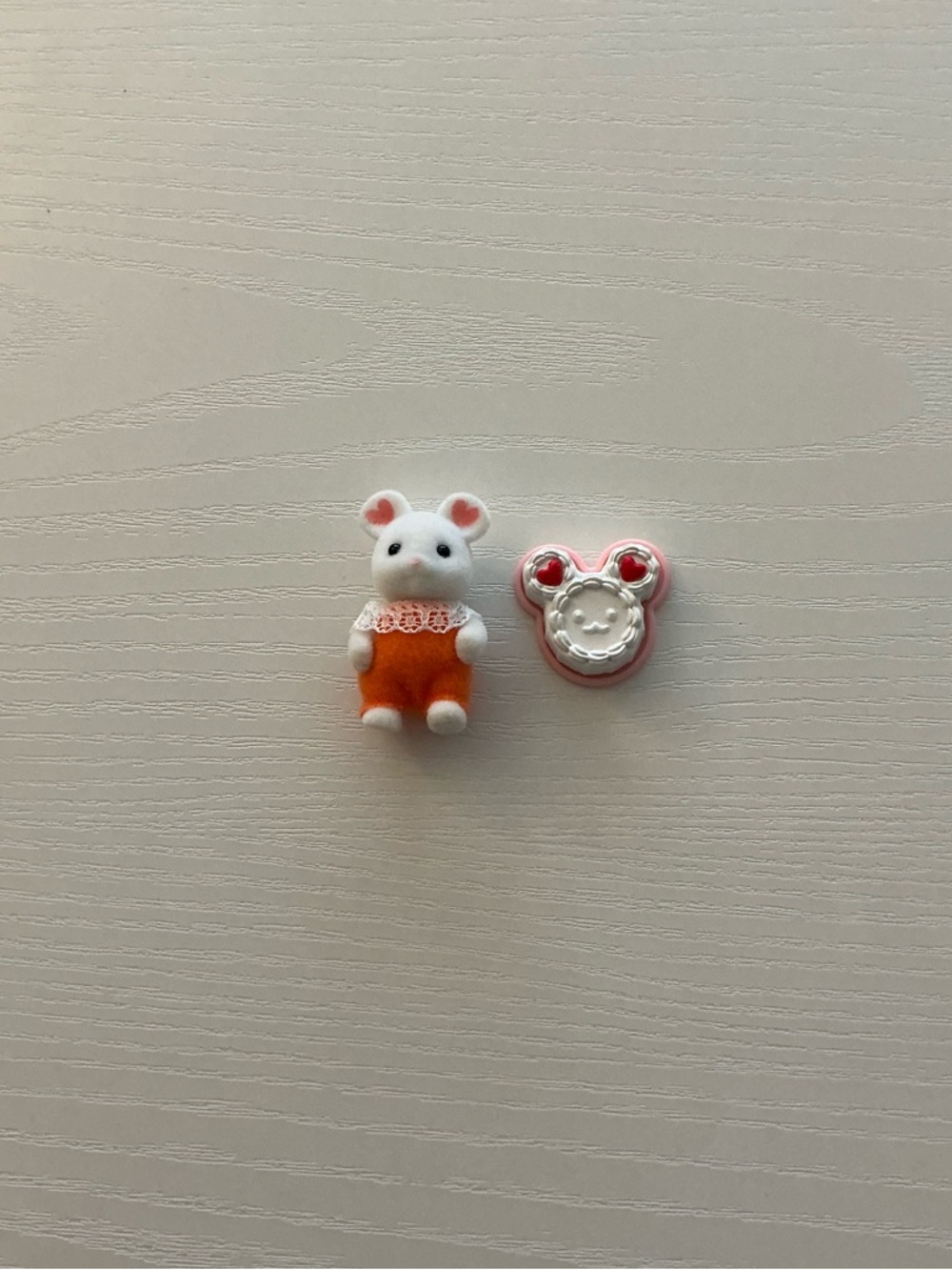 Calico Critters Mouse baby treat series blind bag